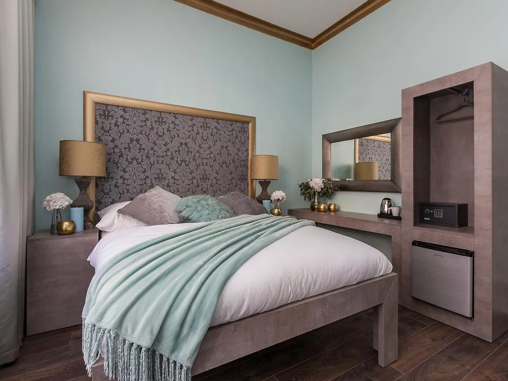 Gorgeous Prague Rooms