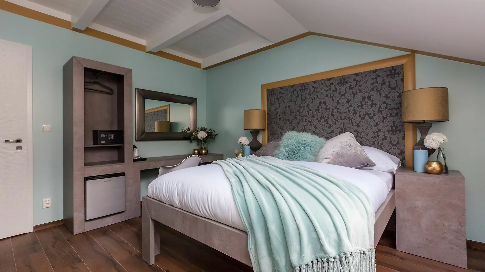 Gorgeous Prague Rooms